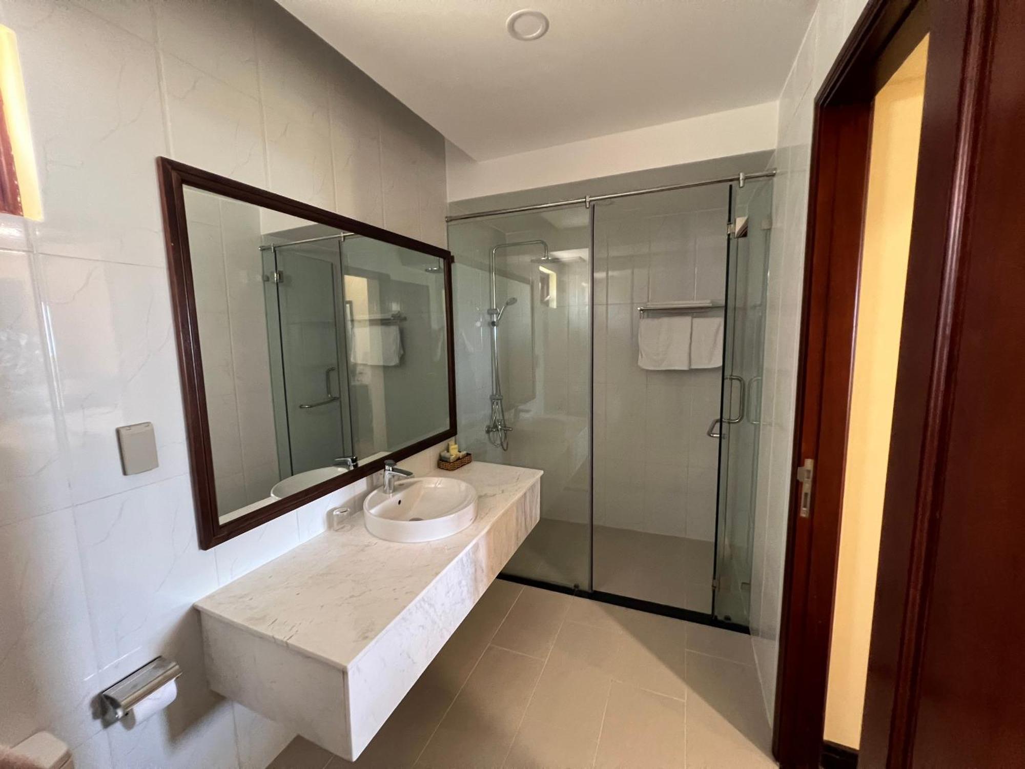 Sai Gon Con Dao Resort Екстериор снимка